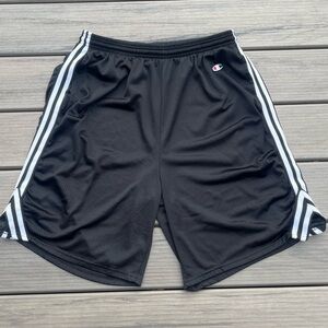Champion: Black&White; Loose Style; Above Knee; Athletic Shorts; Minor Wear; XL